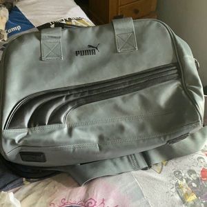 Puma Travel/Messenger Bag, Classic Style